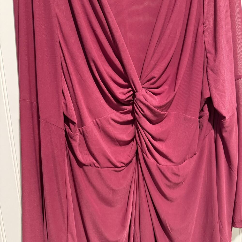 Torrid Stretch Mesh Twist V Neck Top Pink NEW Plus Size 5X - Picture 2 of 8
